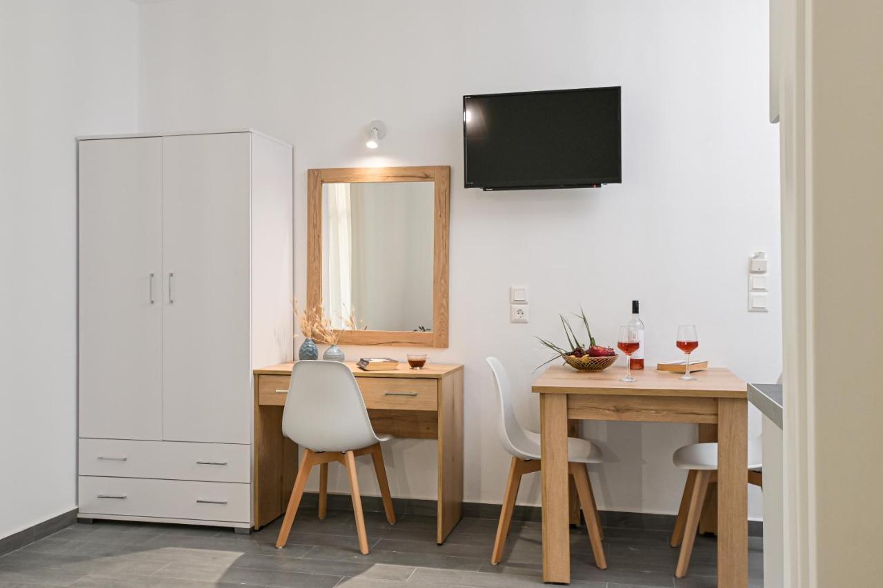 Vive Mare Plaka II Aparthotel Екстериор снимка